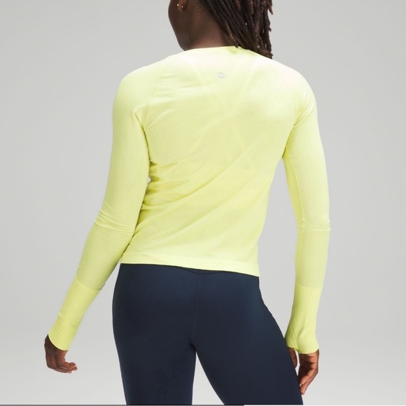 Lululemon Swiftly Tech Long-Sleeve Shirt 2.0 Race Length Electric Lemon - Picture 2 of 11